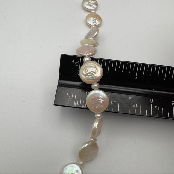 17” Freshwater Coin Pearl Necklace w/ 14/20 Gold-Filled Clasp - Picture 5 of 6